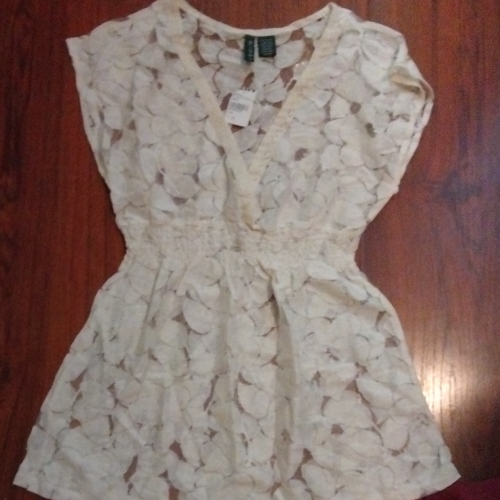 Full Tilt Cream Floral Blouse